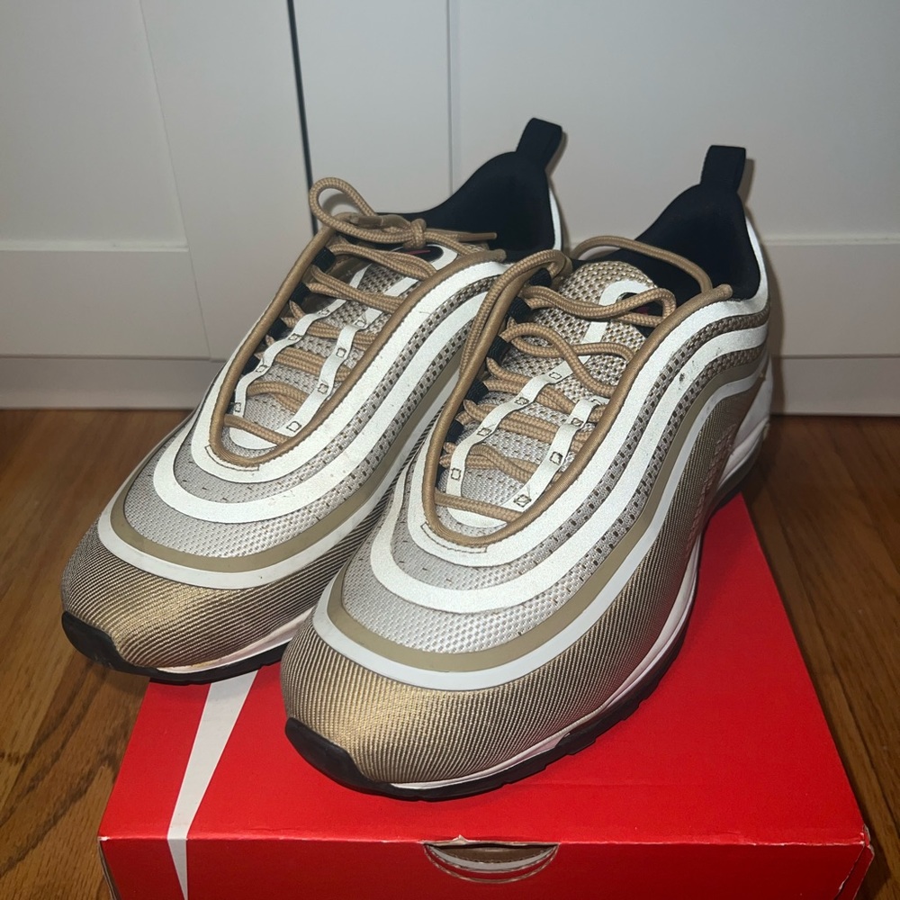 NIKE AIR MAX 97